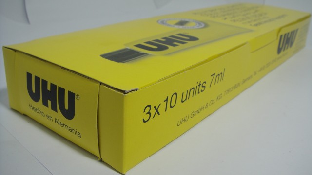 Lem-Cair-UHU-7ml-Sarana-Sukses-ATK (3)