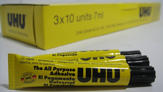Lem-Cair-UHU-7ml-Sarana-Sukses-ATK (4)